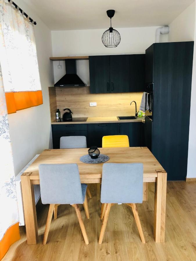 Apartman Kasperky Kasperske Hory Eksteriør bilde